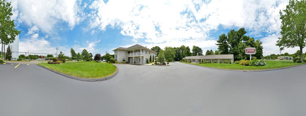 Tower Inn And Suites Of Guilford / Madison Buitenkant foto